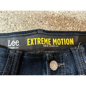 LEE Extreme Motion Jeans Mens Size 30 x 32 Dark Blue Mens LEE Jeans